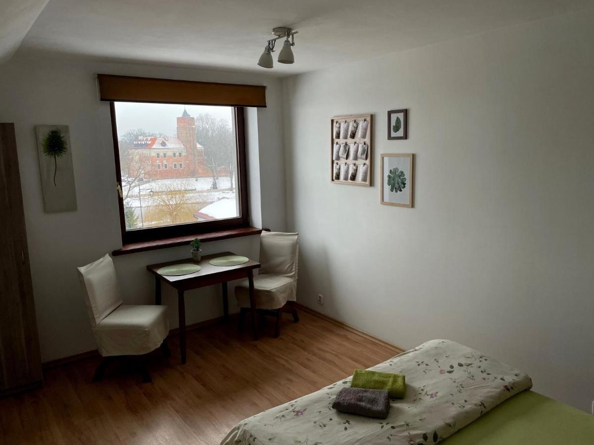 Pokoje Przy Bulwarach Uniejow Exterior foto